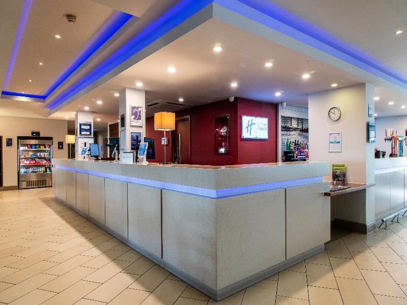 Holiday Inn Express Glasgow Airport image