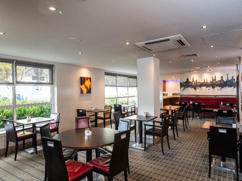 Holiday Inn Express Glasgow Airport image