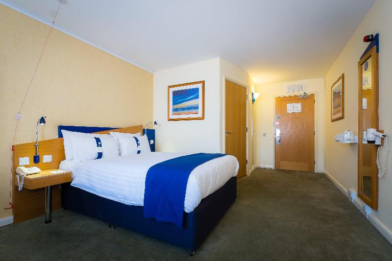 Holiday Inn Express Aberdeen City Centre image