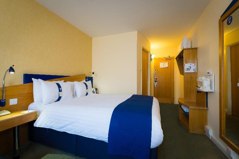 Holiday Inn Express Aberdeen City Centre image