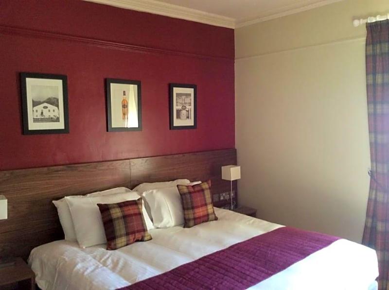 Eagle Hotel  image