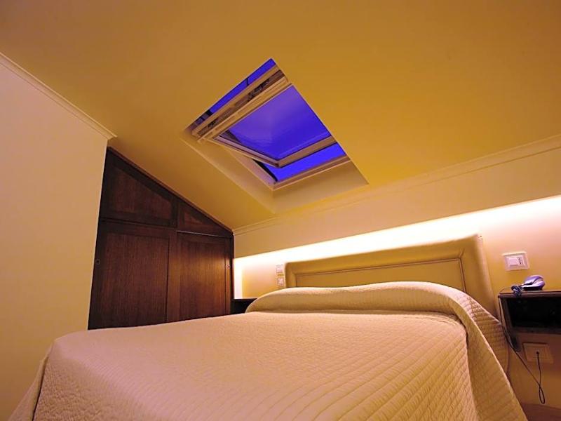 Airone Wellness Hotel image