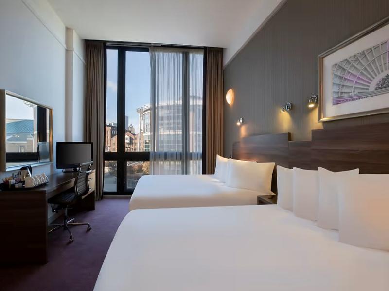 Leonardo Hotel Leeds  image