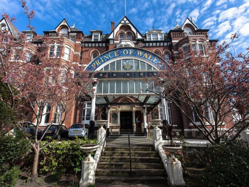 Prince of Wales Hotel Southport image