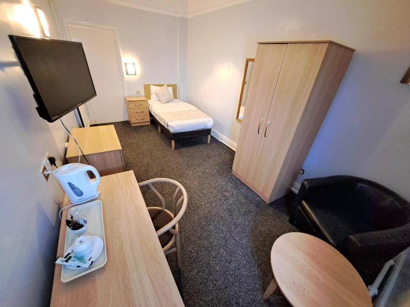 Prince of Wales Hotel Southport image