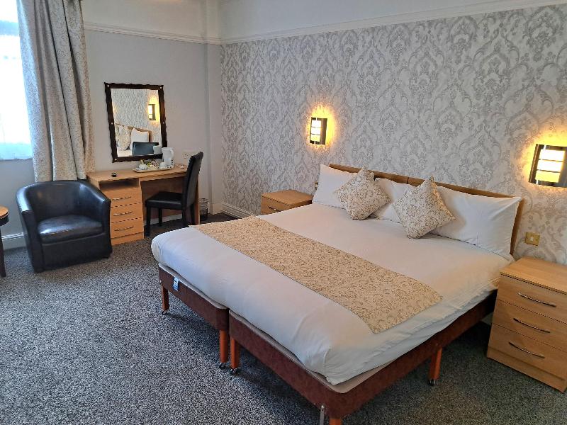 Prince Of Wales Hotel Southport image