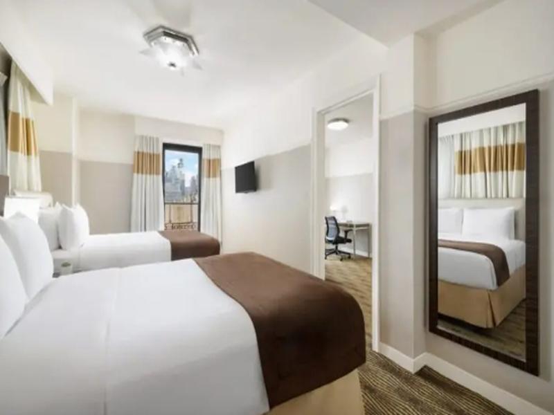 THE NEW YORKER HOTEL BY LOTTE HOTELS image