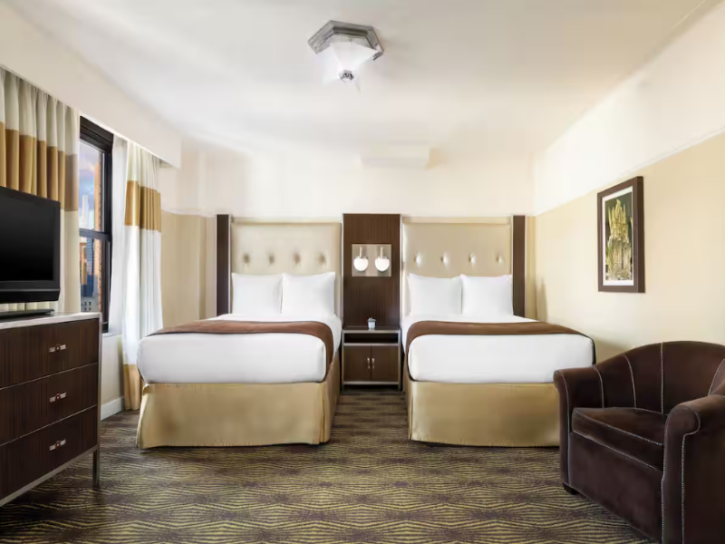 THE NEW YORKER HOTEL BY LOTTE HOTELS image