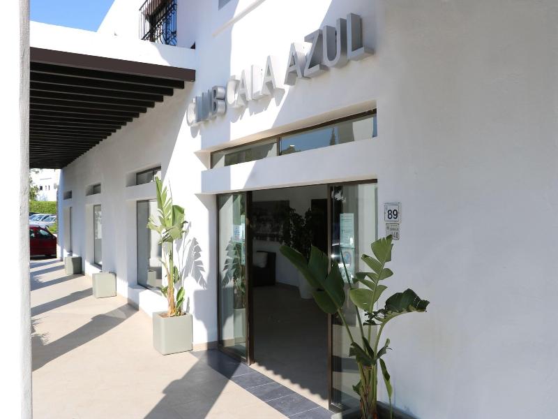 Club Cala Azul image