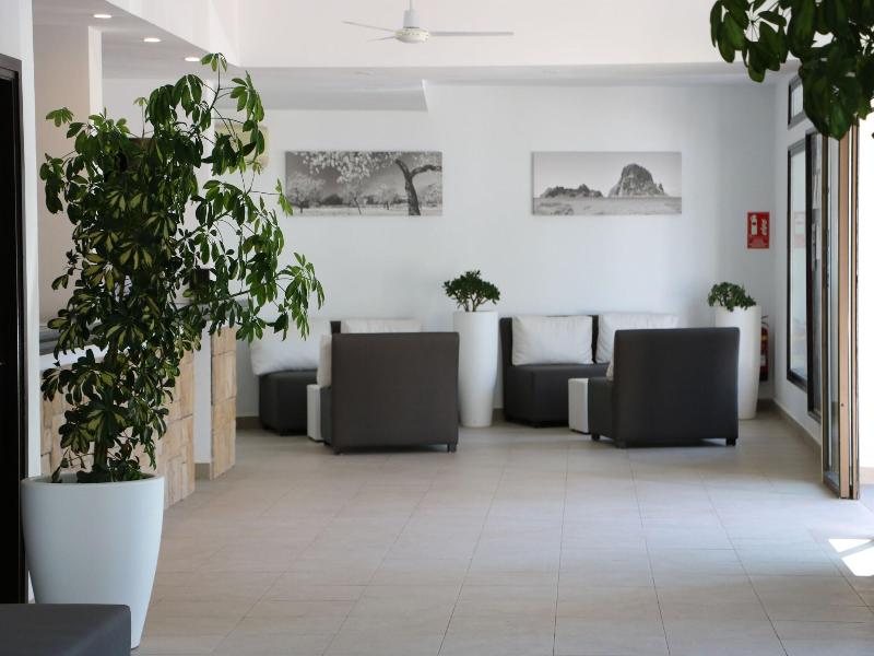 Club Cala Azul image