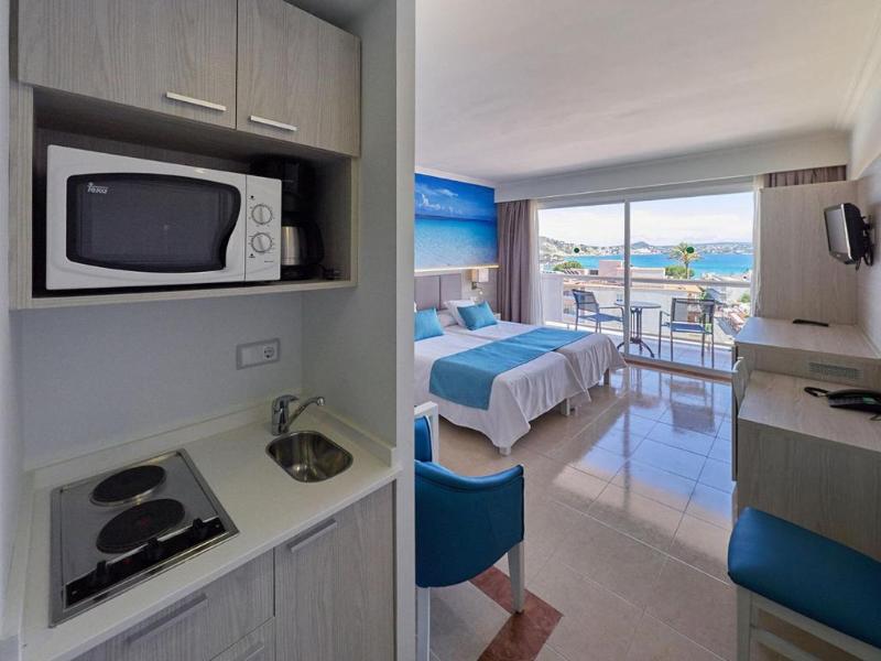 Aparthotel Paguera Beach gallery photo 9
