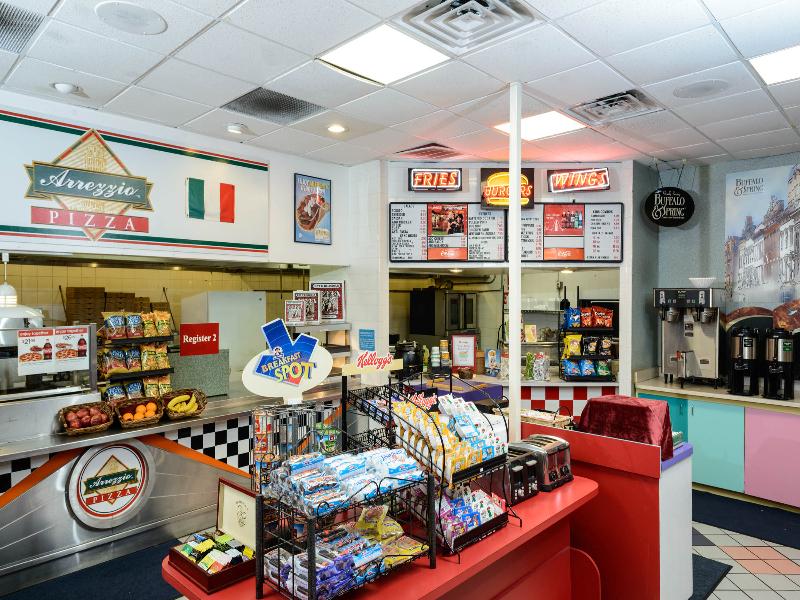 在meiguo.com看到的Seralago Hotel and Suites的介绍图片