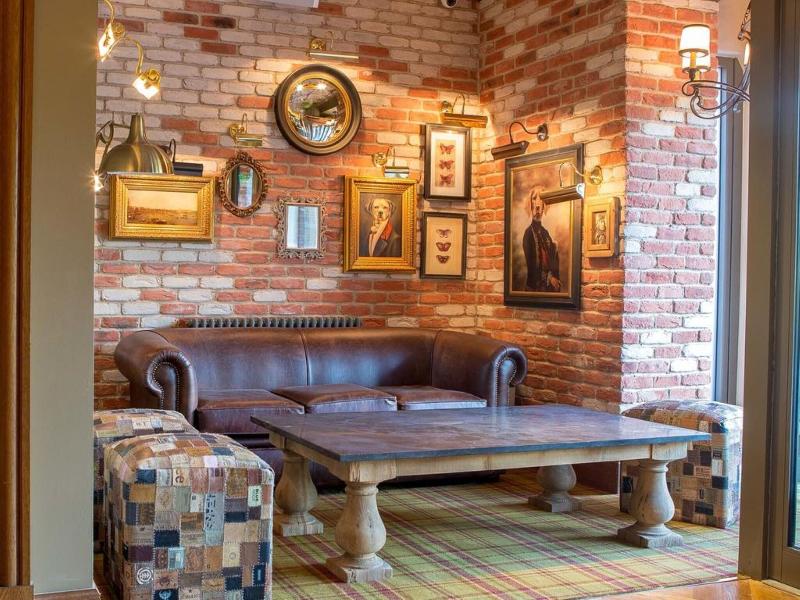 Busby Hotel  image