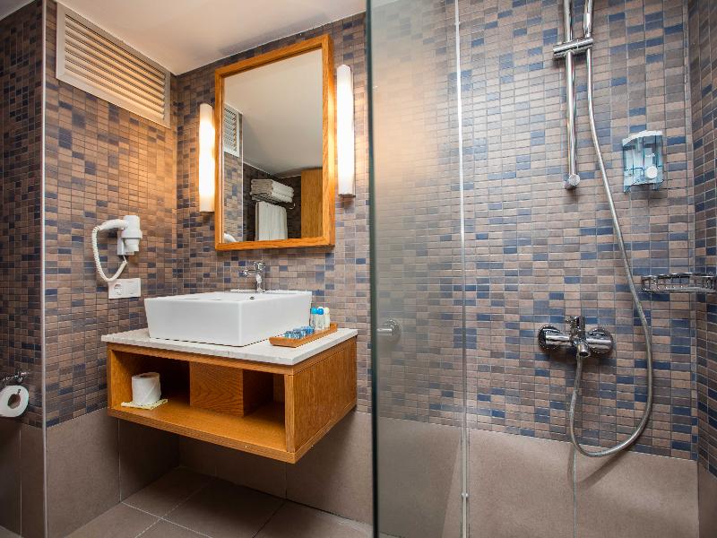 Pine Bay Holiday Resort image