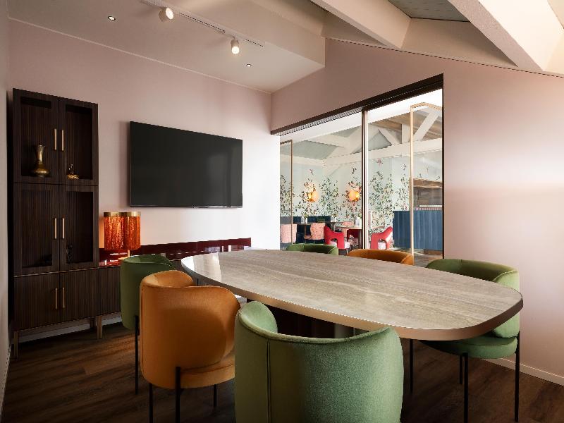 Puccini Hotel Milan, Tapestry Collection by Hilton image