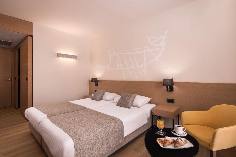 Aminess  Liburna Hotel image