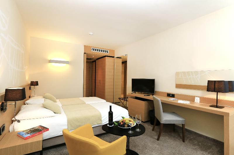 Aminess  Liburna Hotel image