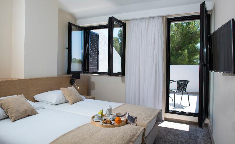 Aminess  Liburna Hotel image