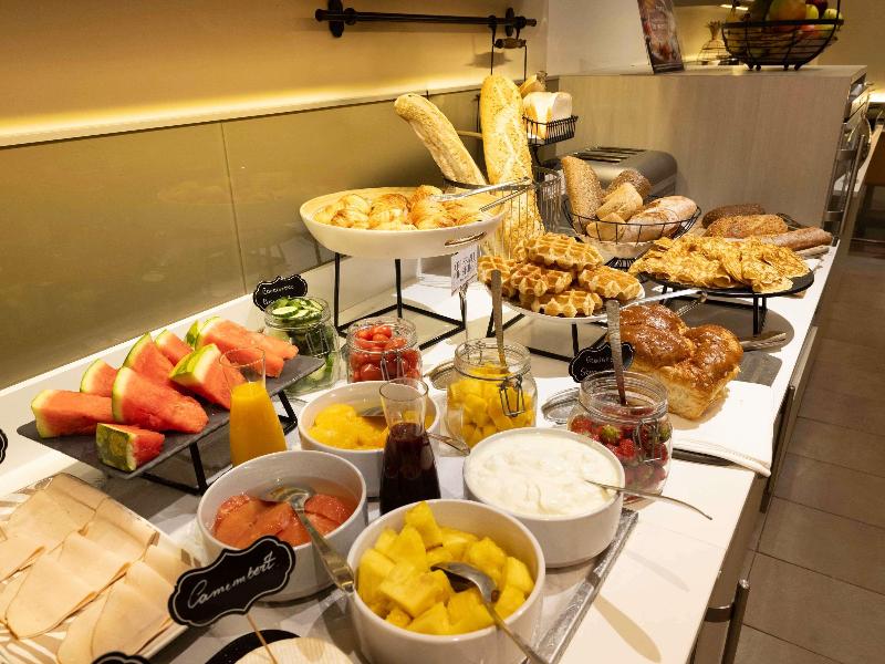 Mercure Paris Opera Grands Boulevards Hotel image
