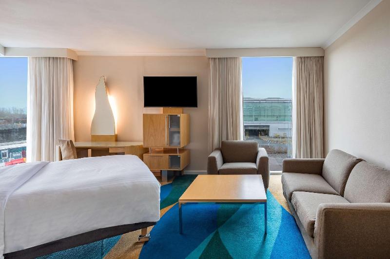 Radisson Blu Hotel London Stansted Airport image