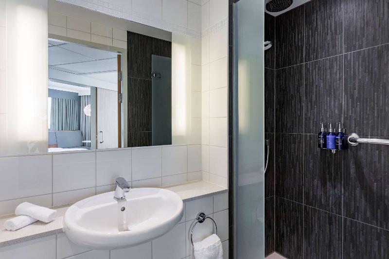 Radisson Blu Hotel London Stansted Airport image