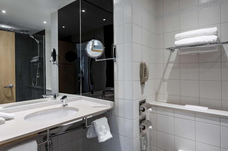 Radisson Blu Hotel London Stansted Airport image