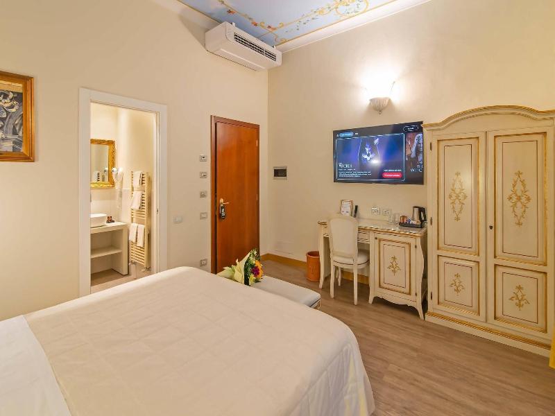 Porta Faenza image