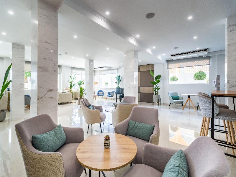 Hotel Las Arenas Affiliated by Meliá image
