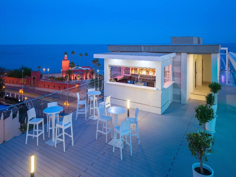 Hotel Las Arenas Affiliated by Meliá image