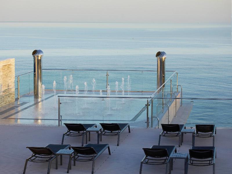 Hotel Las Arenas Affiliated by Meliá image