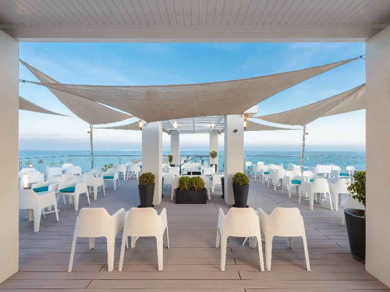 Hotel Las Arenas Affiliated by Meliá image
