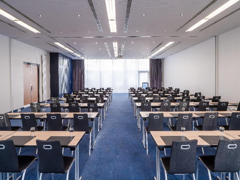 IntercityHotel Frankfurt Airport Terminal 3 image