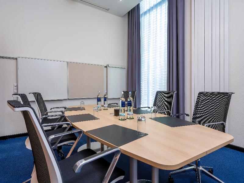 IntercityHotel Frankfurt Airport Terminal 3 image