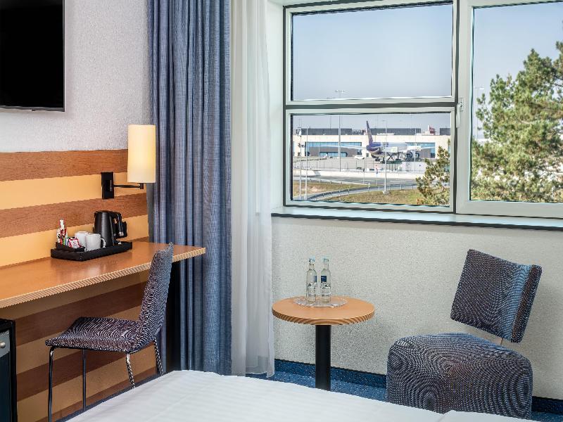 IntercityHotel Frankfurt Airport Terminal 3 image