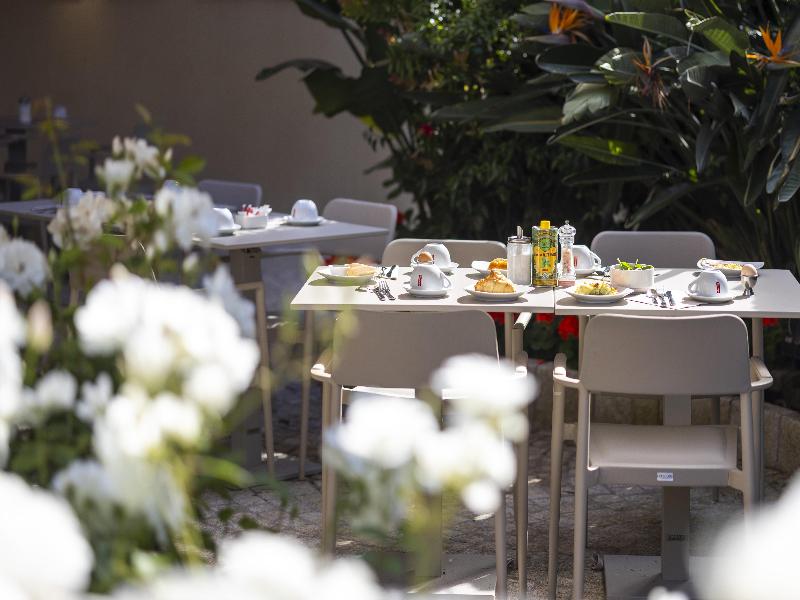 Best Western Plus Hotel Brice Garden image