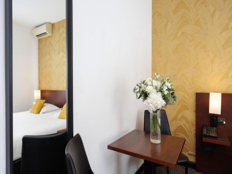 Best Western Plus Hotel Brice Garden image