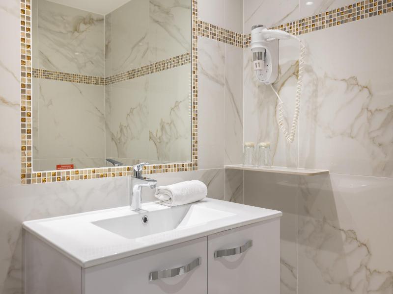 Best Western Lakmi image