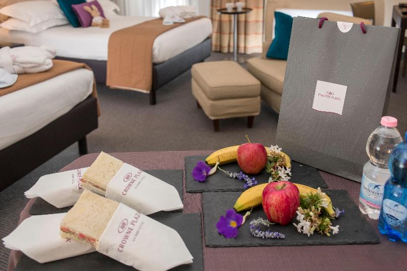 Crowne Plaza Rome-St. Peter's Hotel & Spa image