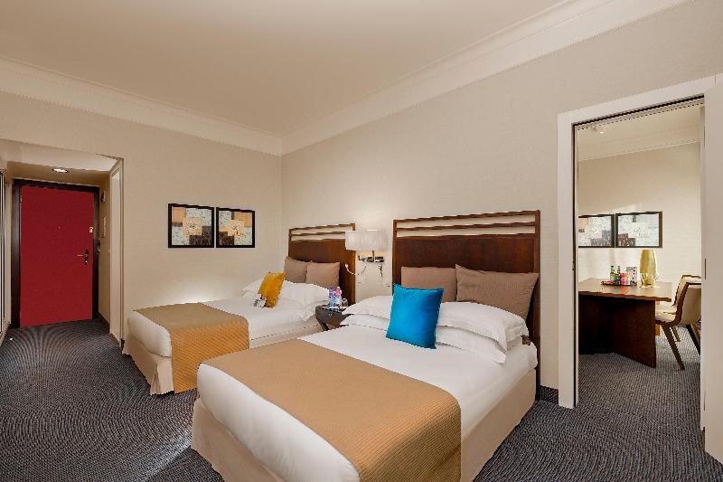 Crowne Plaza Rome-St. Peter's Hotel & Spa image