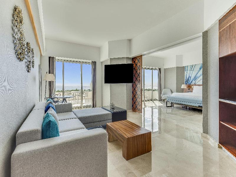Live Aqua Beach Resort Cancun image