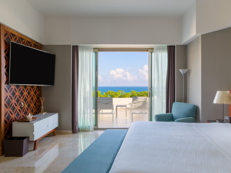 Live Aqua Beach Resort Cancun image