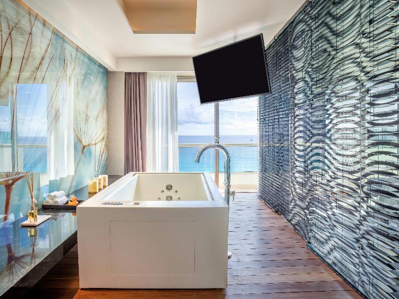 Live Aqua Beach Resort Cancun image