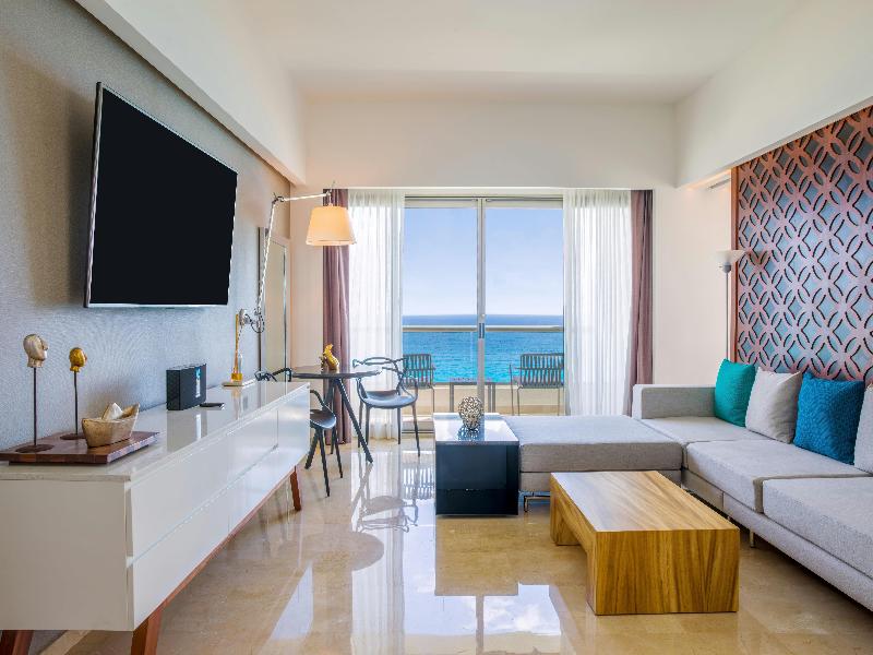 Live Aqua Beach Resort Cancun image