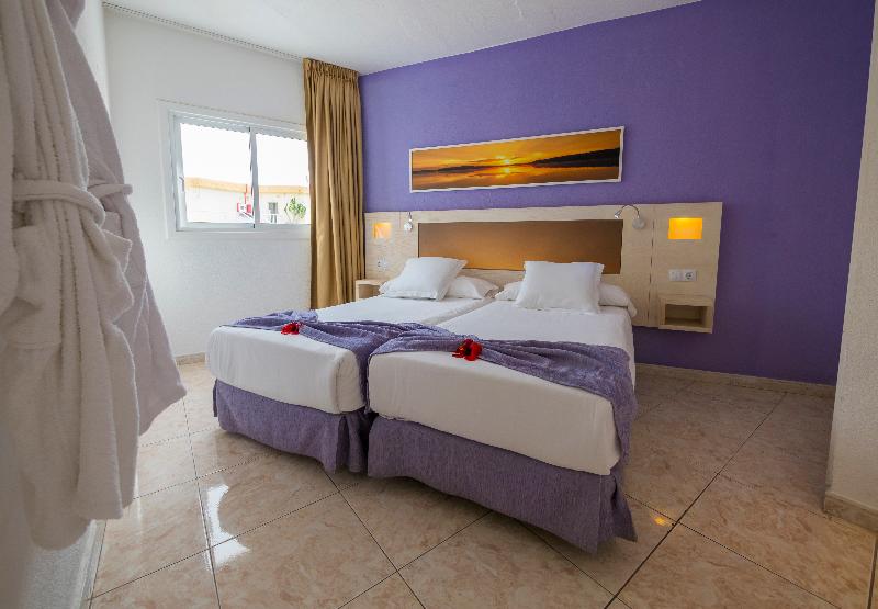 Checkin Bungalows Atlantida image