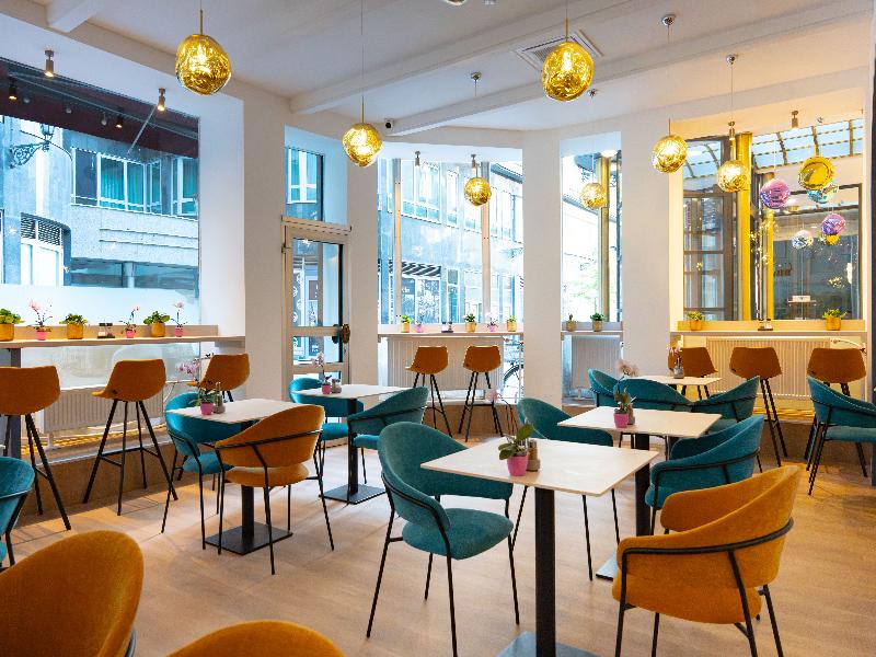 Pilvax Hotel Budapest image