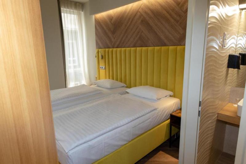 Pilvax Hotel Budapest image