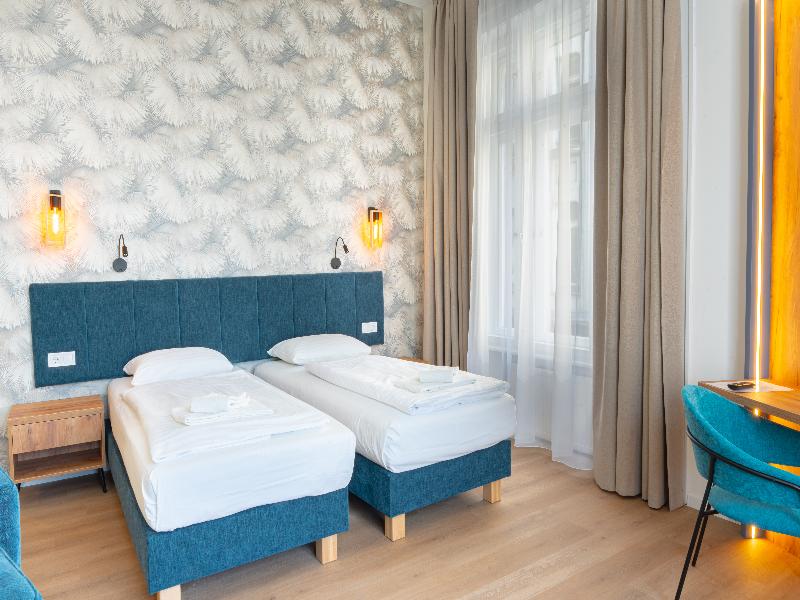 Pilvax Hotel Budapest image