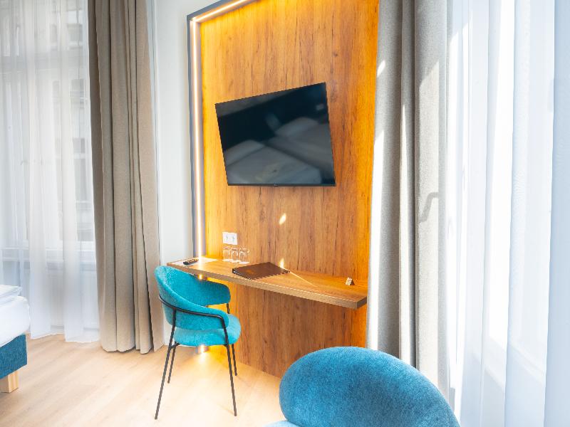 Pilvax Hotel Budapest image