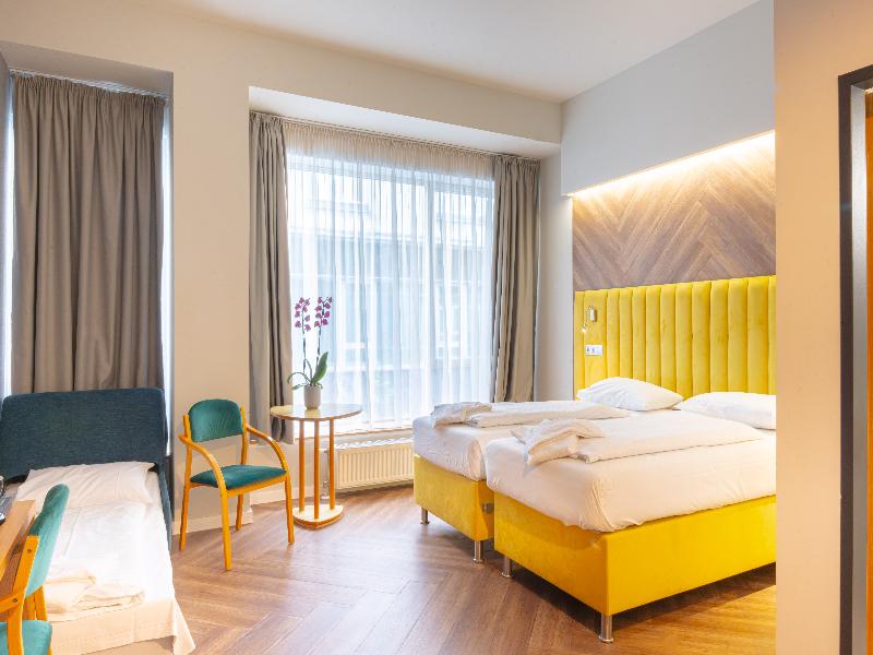 Pilvax Hotel Budapest image