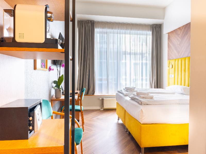 Pilvax Hotel Budapest image
